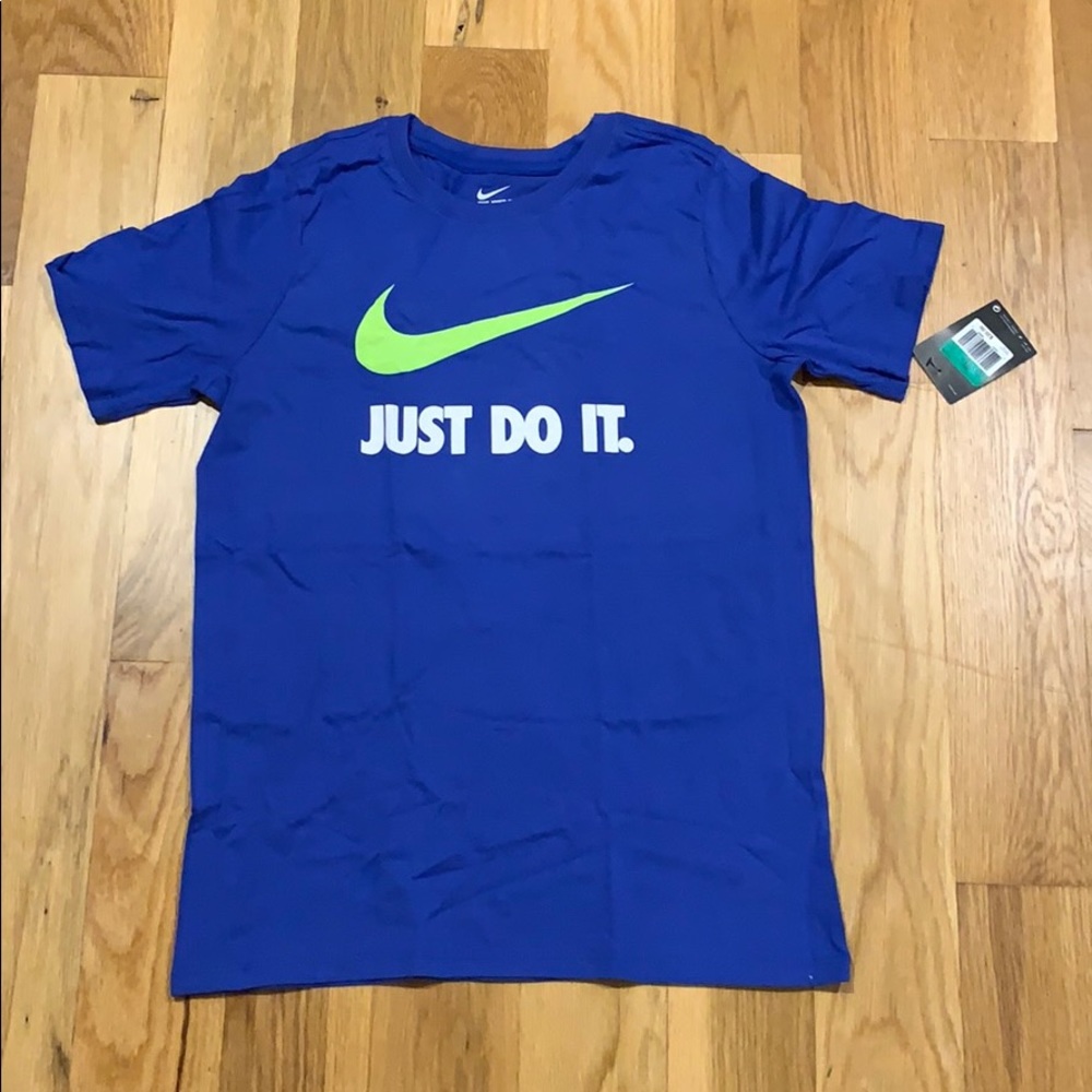 Nike Boy’s Just do it Logo T-Shirt